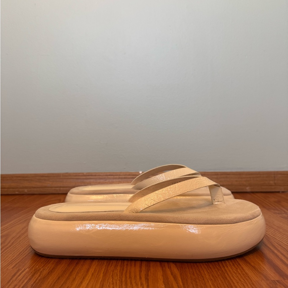 OSOI Off-White Boat Platform Flip Flop Slides – IT 40 USA 9– Cream – New w/ Tags - Picture 14 of 16